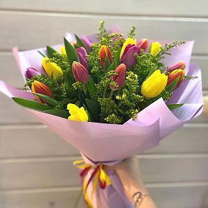 21 тюльпан и солидаго